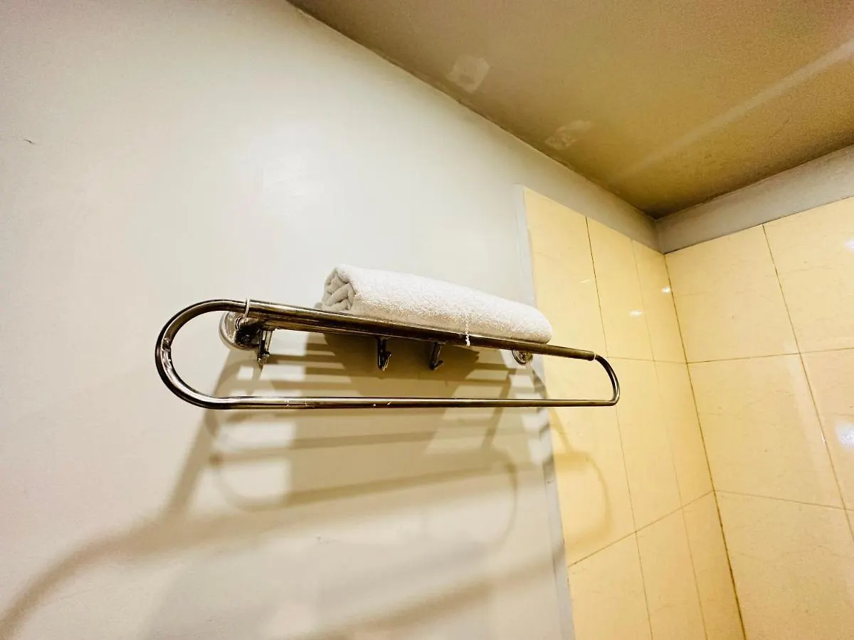 Hotel Knda New Delhi